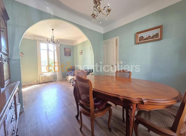 Vente
                Maison99 m² - 5 Pièces -
                    CHATILLON (92320)