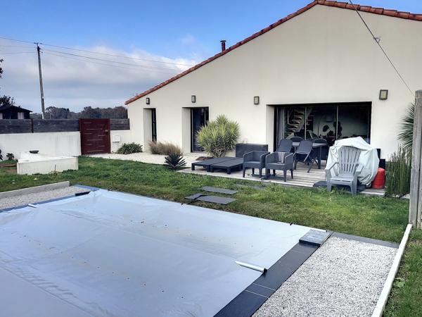 Maison en village 130m² avec piscine