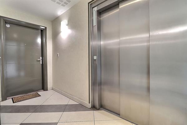 Appartement 4 pièces 84 m² avec 2 terrasses et parking