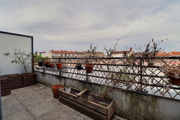Appartement 4 pièces 84 m² avec 2 terrasses et parking