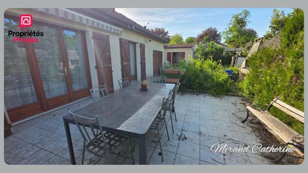 Maison Saint Julien Les Villas 5 pièce(s) 142 m2