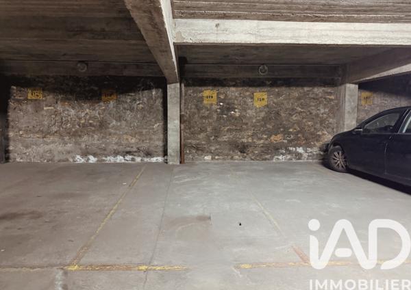 Parking à vendre 10 m² Paris 18