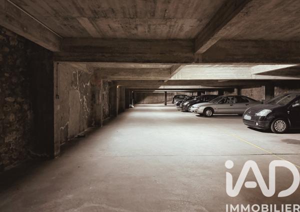 Parking à vendre 10 m² Paris 18