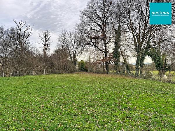 Terrain - 781 m² - viabilité en bordure - libre de constructeur