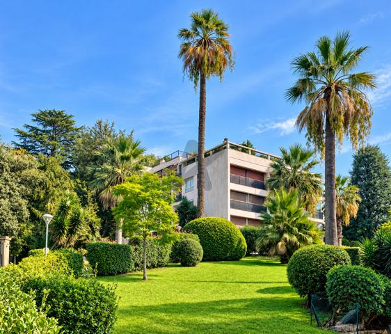 CANNES, MONTFLEURY - APPARTEMENT 3 PIECES À RENOVER
