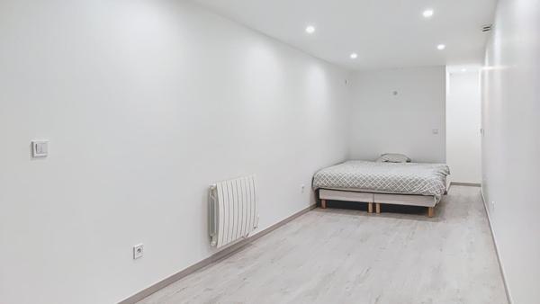 A deux pas du Tramway T2 - 70 m2 de surface utile