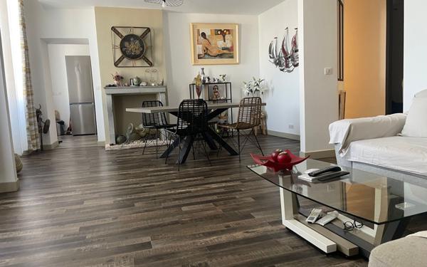 Appartement à vendre    4 pièces • 103 m2 Hyères