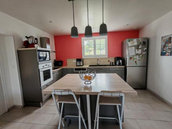 A 7 kms de DAX,  Saugnac Et Cambran maison  118 m2