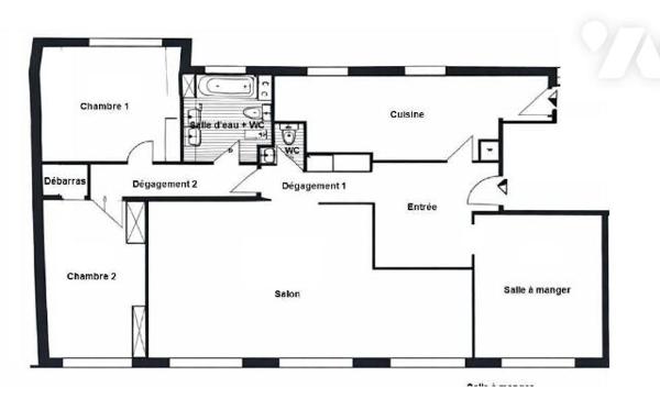 A 150m à pied de la station Rue de la Pompe (M9), venez visiter ce bel appartement de type T4, ...