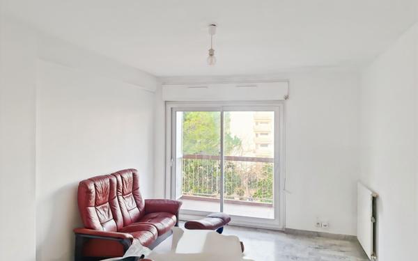 Appartement à vendre    4 pièces • 70 m2 Cannes