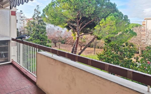 Appartement à vendre    4 pièces • 70 m2 Cannes
