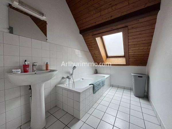 Location Appartement 2 pièces 40 m2 à Sampans