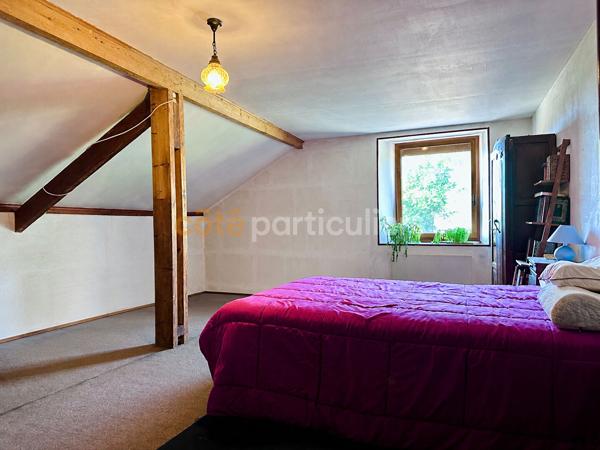Vente
                Maison216 m² - 7 Pièces -
                    VALOGNES (50700)