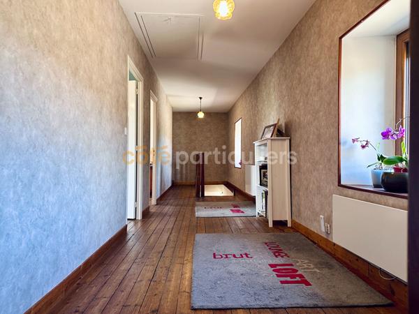 Vente
                Maison216 m² - 7 Pièces -
                    VALOGNES (50700)