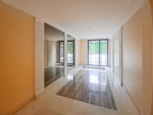 Le Cannet- 3 pièces 72 m² traversant, avec piscine et stationnement