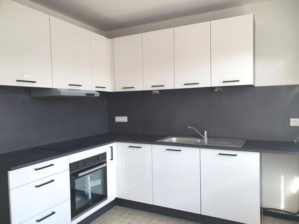 Lille Hellemmes Saint-Joseph T3 avec garage et cave