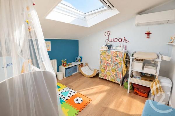 Maison à vendre  4 pièces - 80 m 2   BRUGES  - 33