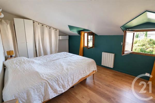 Maison à vendre  4 pièces - 80 m 2   BRUGES  - 33