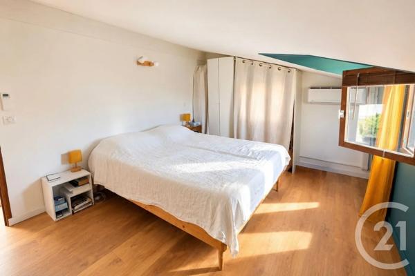 Maison à vendre  4 pièces - 80 m 2   BRUGES  - 33