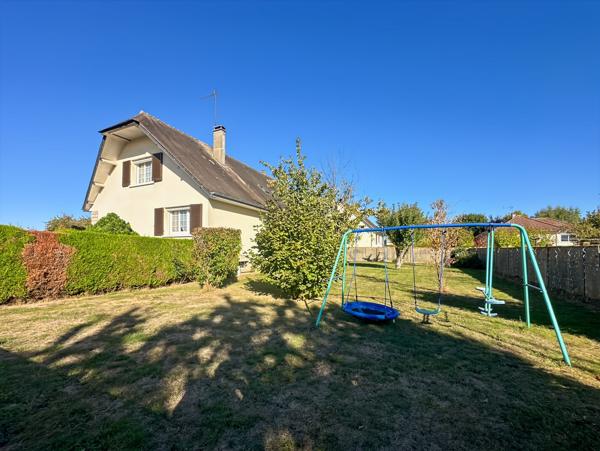 ETREPAGNY CENTRE VILLE 4 chambres Sous-sol