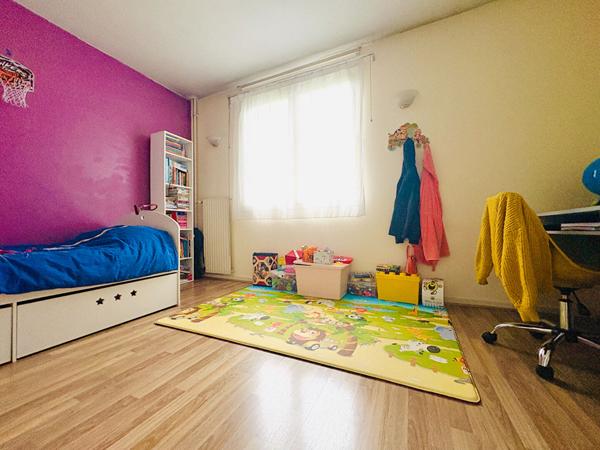 Appartement Fontenay Sous Bois 4 pièce(s) 83.05 m2