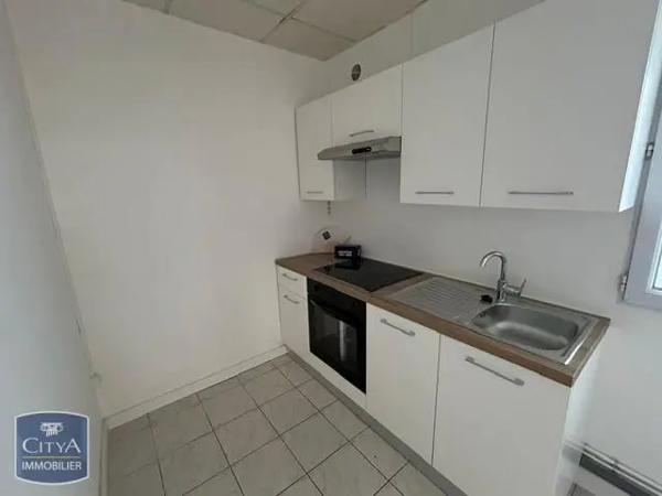 Appartement à louer 3 pièces 75.25m² Tergnier (02700)