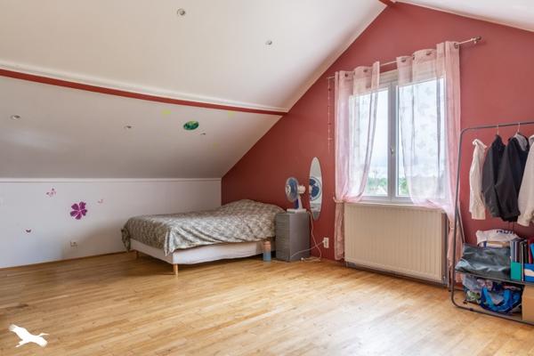 Maison 272 896 € Saint-Yrieix-la-Perche 8 p 200 m² DPE C