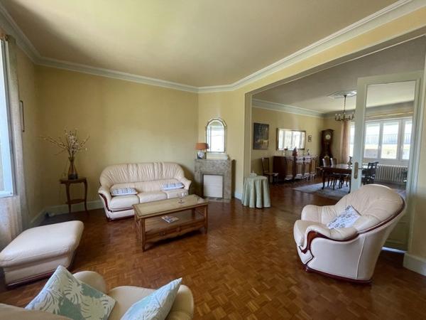 Maison à vendre 365 750 € Poitiers 4 p 127 m² DPE E