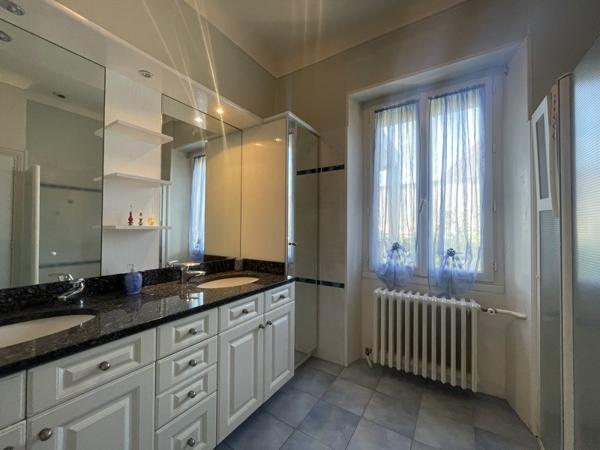 Maison à vendre 365 750 € Poitiers 4 p 127 m² DPE E