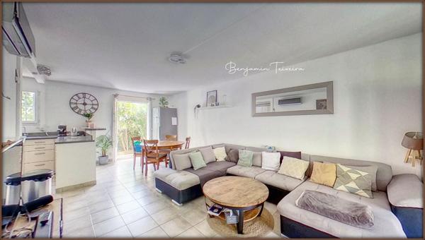 Maison Roquebrune Sur Argens 6 pièce(s) 96 m2 - 4 chambres dont 1 de plain-pied + Parking privé