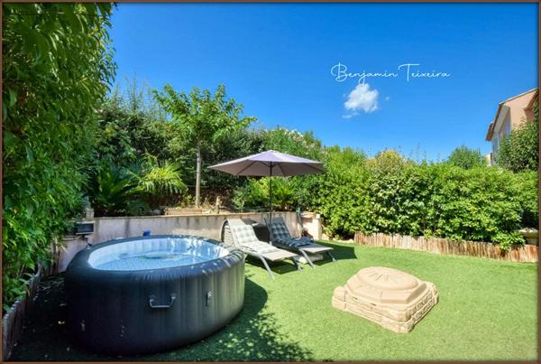 Maison Roquebrune Sur Argens 6 pièce(s) 96 m2 - 4 chambres dont 1 de plain-pied + Parking privé