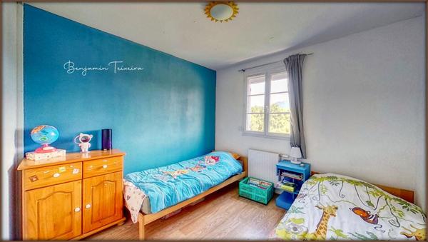 Maison Roquebrune Sur Argens 6 pièce(s) 96 m2 - 4 chambres dont 1 de plain-pied + Parking privé