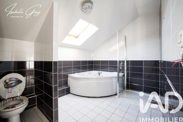 Maison à vendre 5 pièces 146 m² Ségny