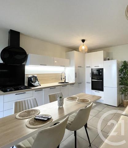 Appartement T3 à vendre  3 pièces - 70,04 m2 ST FONS - 69