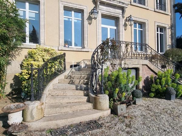Hôtel particulier 1870 avec dépendance, avec un parc, dans l'Orne