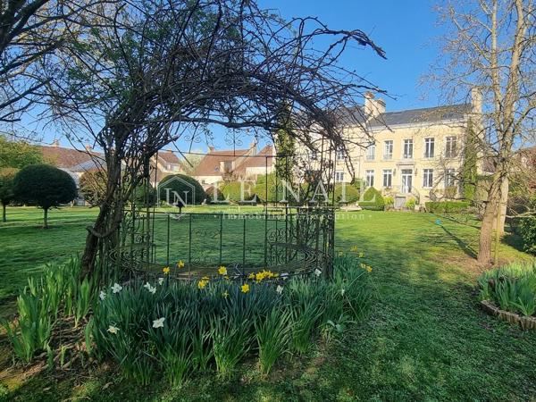 Hôtel particulier 1870 avec dépendance, avec un parc, dans l'Orne