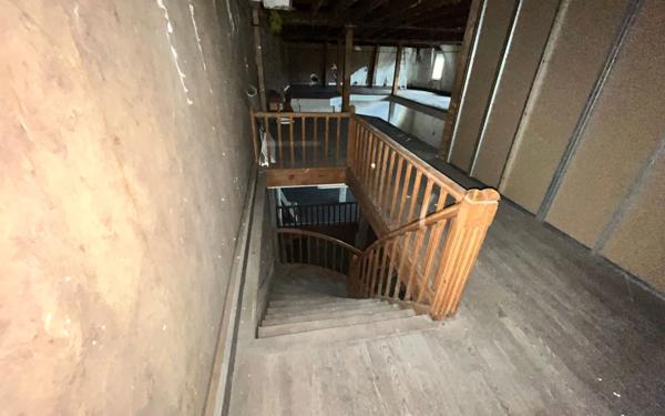 Immeuble à vendre    8 pièces •  Fraize