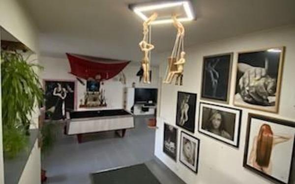 Immeuble à vendre    8 pièces •  Fraize