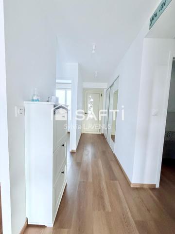A SOISSONS, PROCHE HYPER CENTRE VILLE,  MAISON DE 165 M2 SUR SON TERRAIN DE 587 M2.