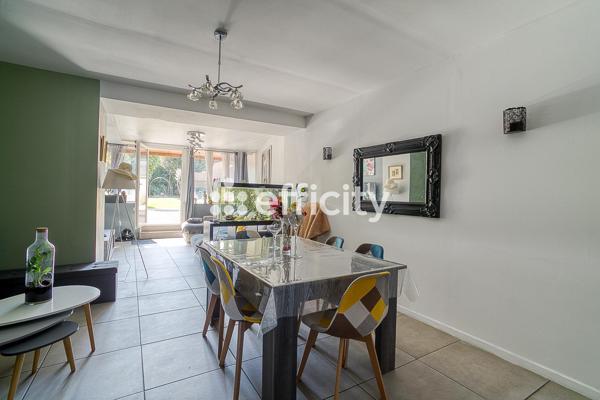 Maison 5 pièces - 118 m² Exclusivité efficity