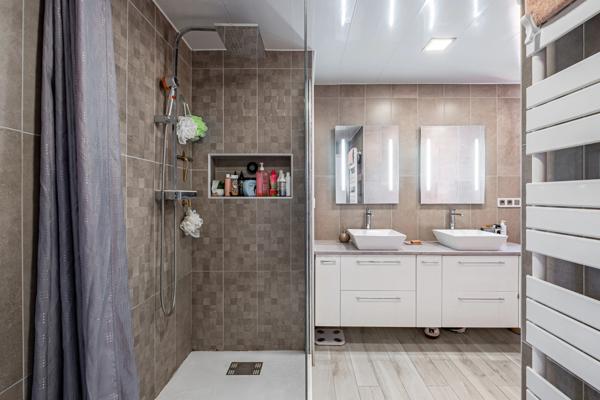 Appartement 3 pièces - 87 m² Exclusivité efficity