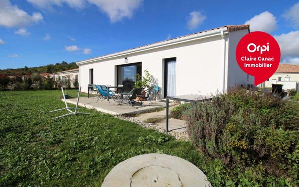 Maison à louer    4 pièces •  Ambres