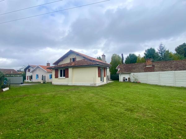 Maison totalement rénovée de 5 pièces Proche du lac d'Arjuzanx (40) à Arengosse.