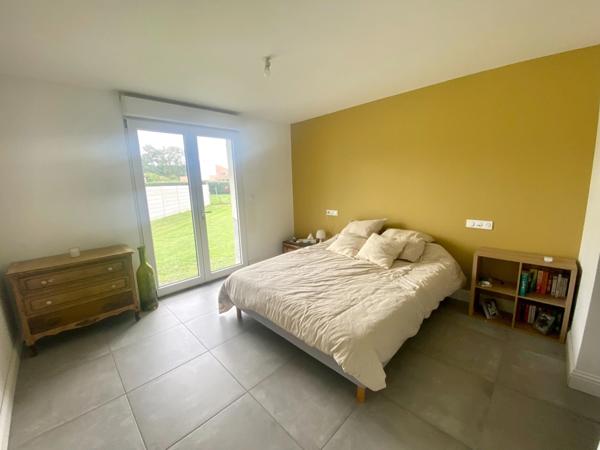 Maison totalement rénovée de 5 pièces Proche du lac d'Arjuzanx (40) à Arengosse.