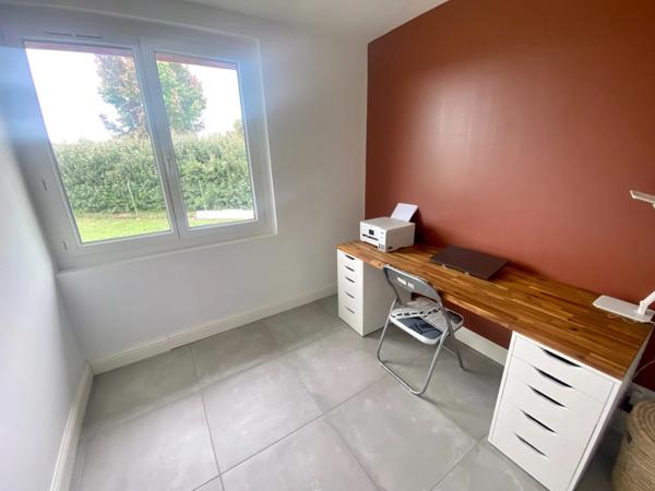 Maison totalement rénovée de 5 pièces Proche du lac d'Arjuzanx (40) à Arengosse.