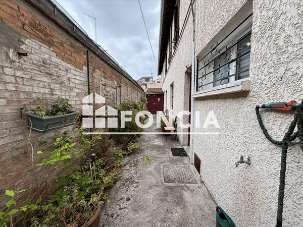 Location Appartement 2 pièces 31.3 m² - 30 QUAI DU BARRAGE Joinville Le Pont 94340