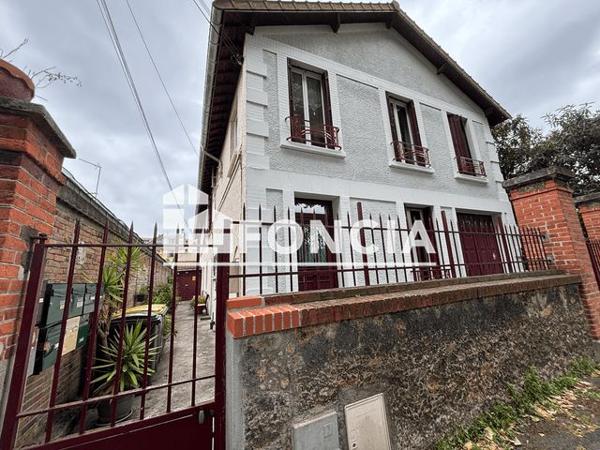 Location Appartement 2 pièces 31.3 m² - 30 QUAI DU BARRAGE Joinville Le Pont 94340