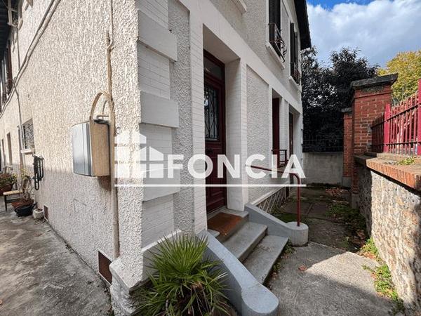 Location Appartement 2 pièces 31.3 m² - 30 QUAI DU BARRAGE Joinville Le Pont 94340