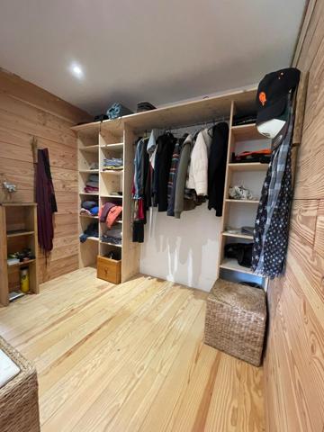 Maison en pierre avec dépendances