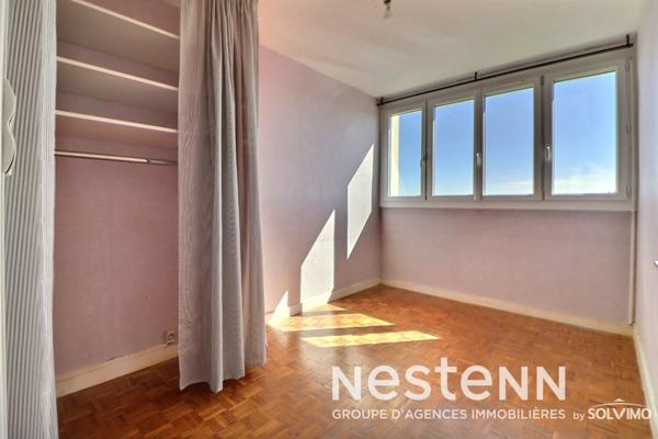 Appartement T3, Saint-Priest Centre Ville, 71m2, dernier étage, balcon et cave, stationnement